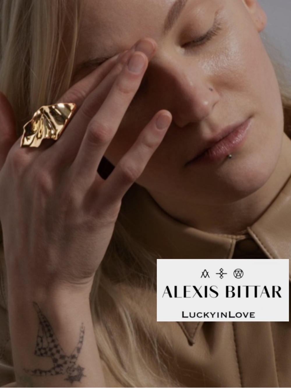 ALEXIS BITTAR Crumpled Metal Graceful Leaf Shaped Sculpted Yellow Gold Ring